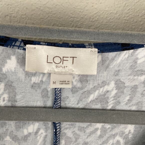 Loft Blue Patterned Women's Flowy Dress size Medium - Picture 2 of 7